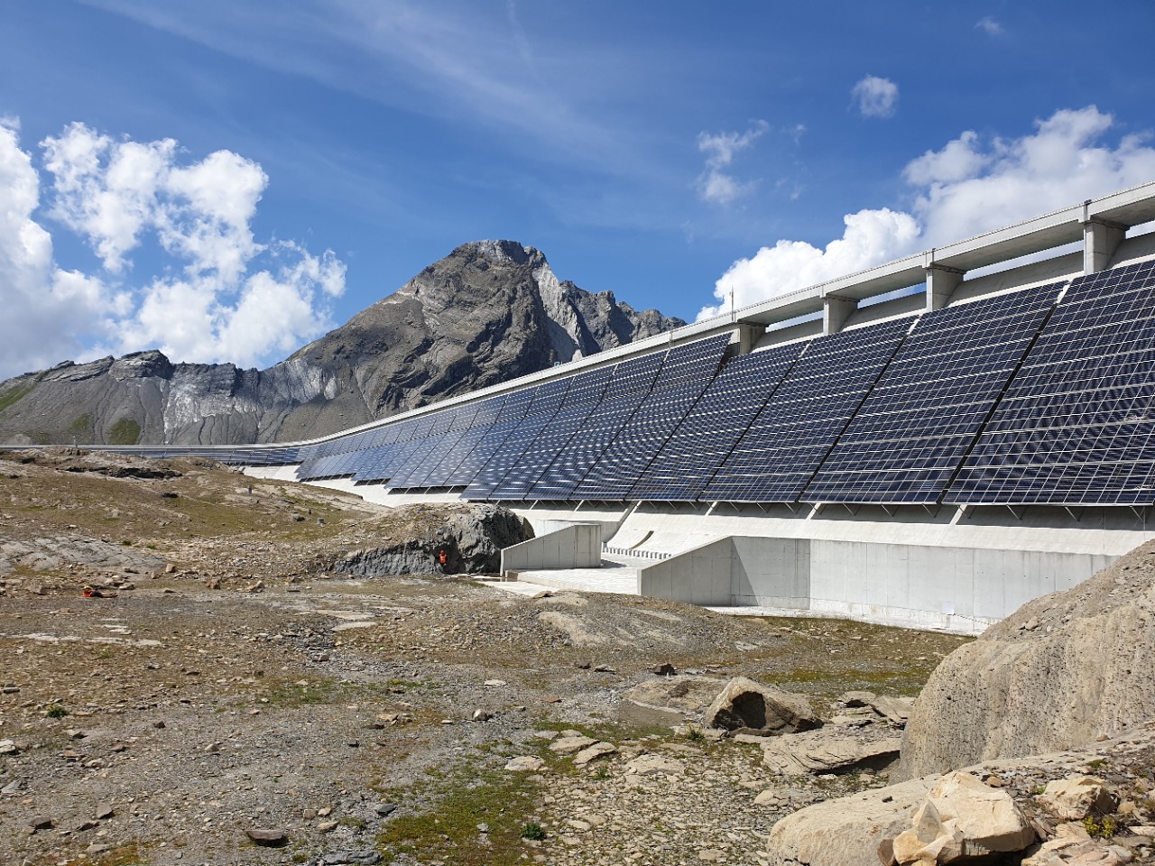 Die grösste alpine Solaranlage der Schweiz